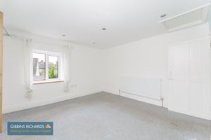 Bedroom- click for photo gallery